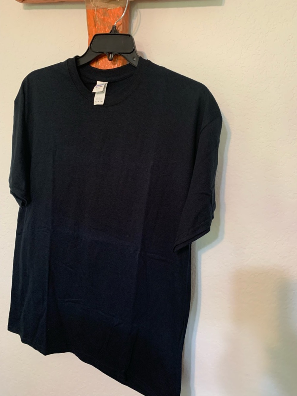 Gildan Men's Short Sleeve Crew Neck T-Shirt - Black